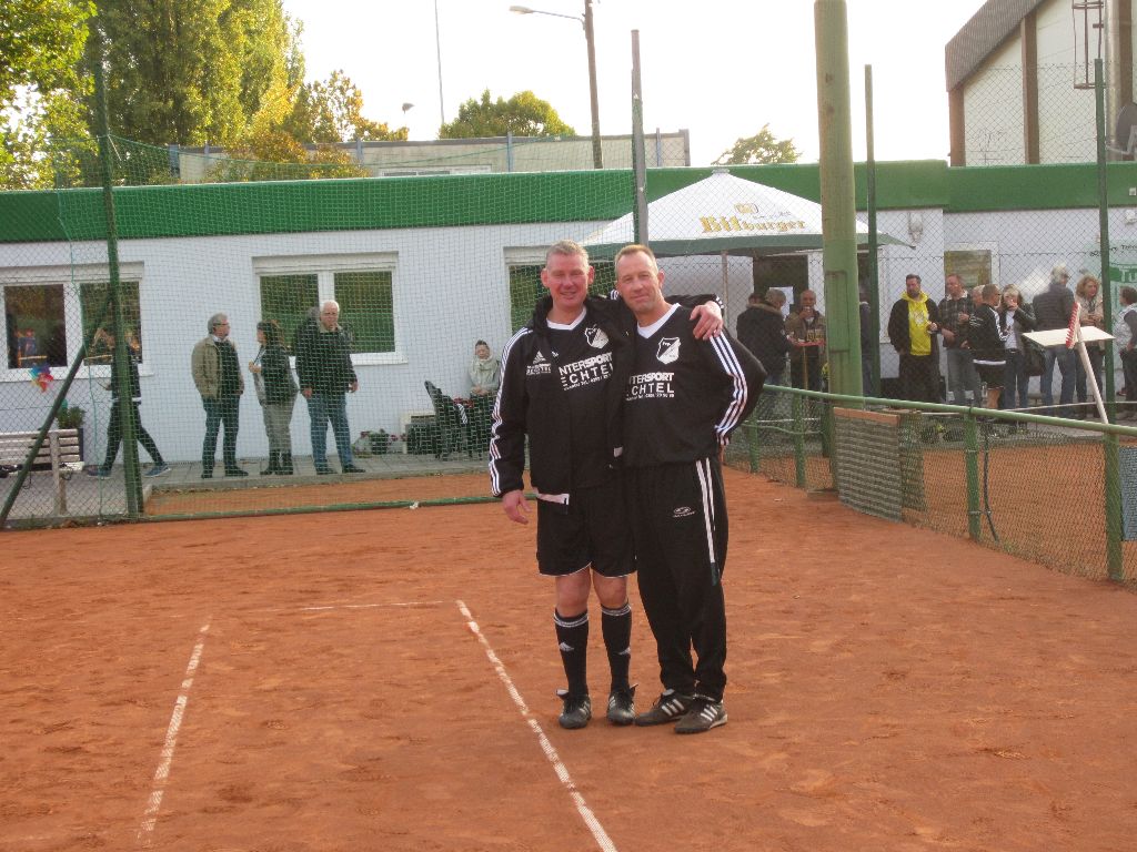 Alte Herren unter sich!